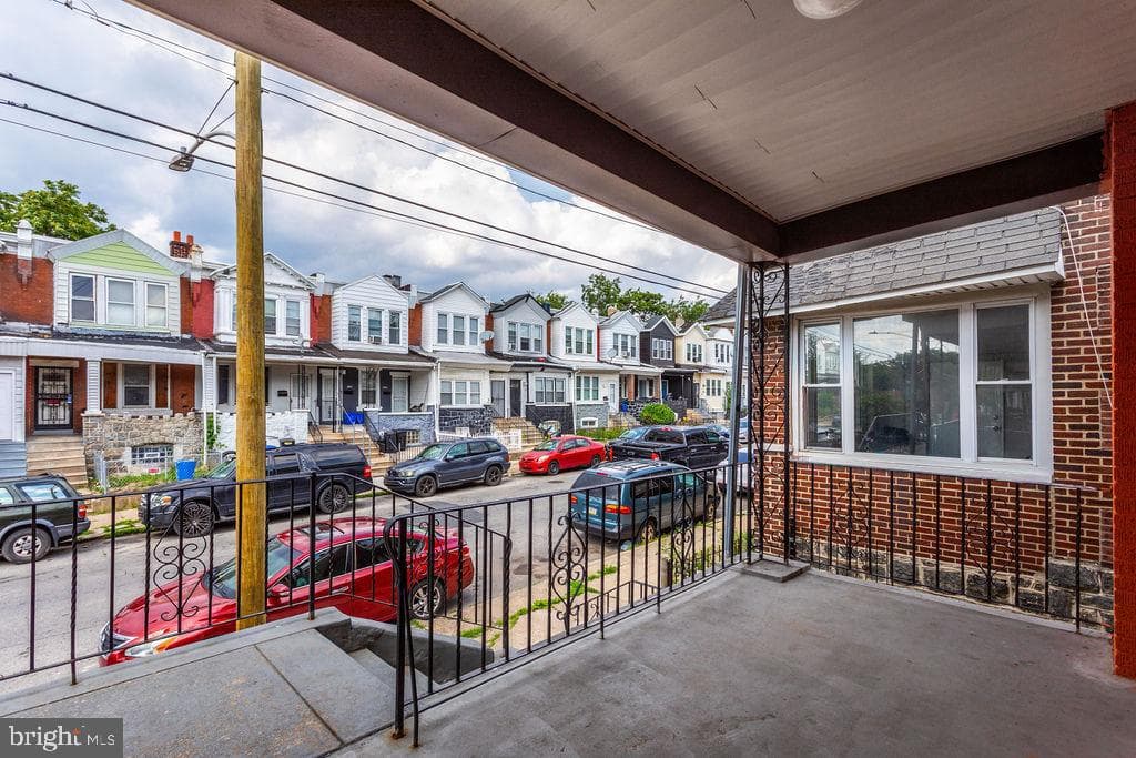 6144 Locust Street photo 4