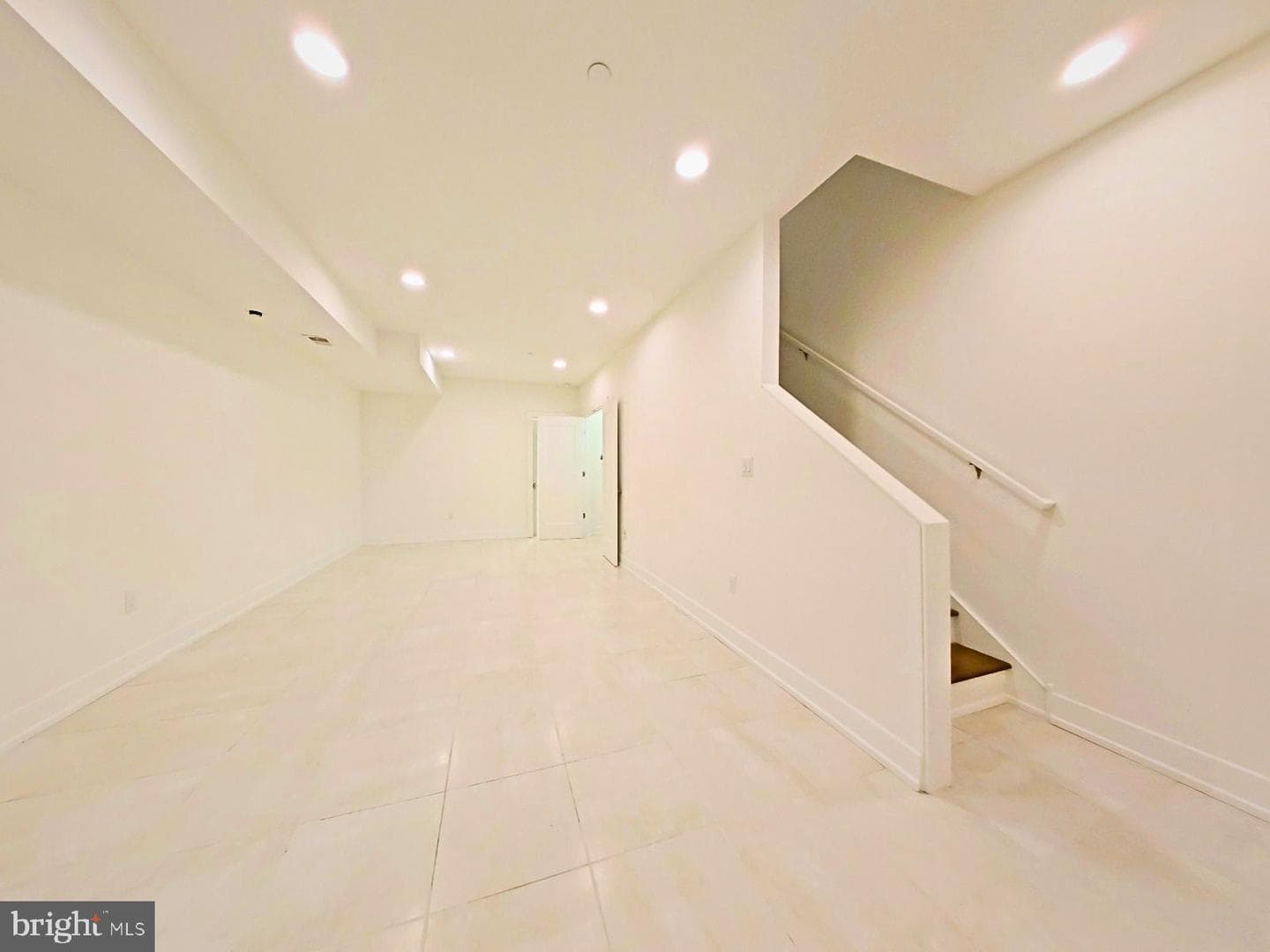 421 Wallace Street photo 31