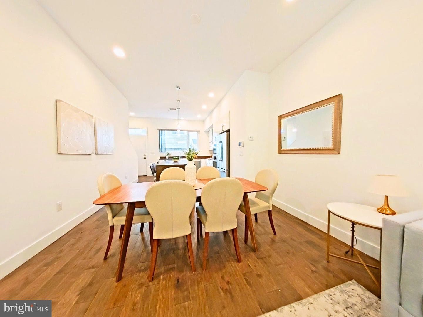 421 Wallace Street photo 9