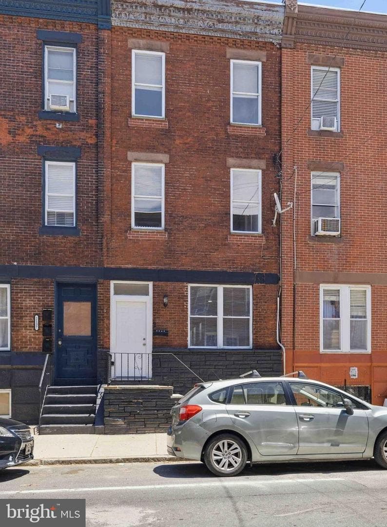 2139 S 15th Street, Philadelphia