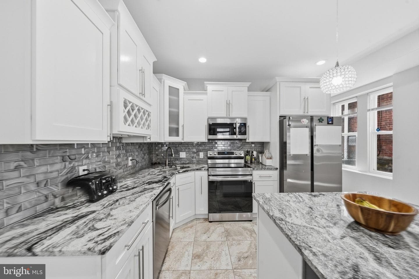6114 Ross Street photo 9