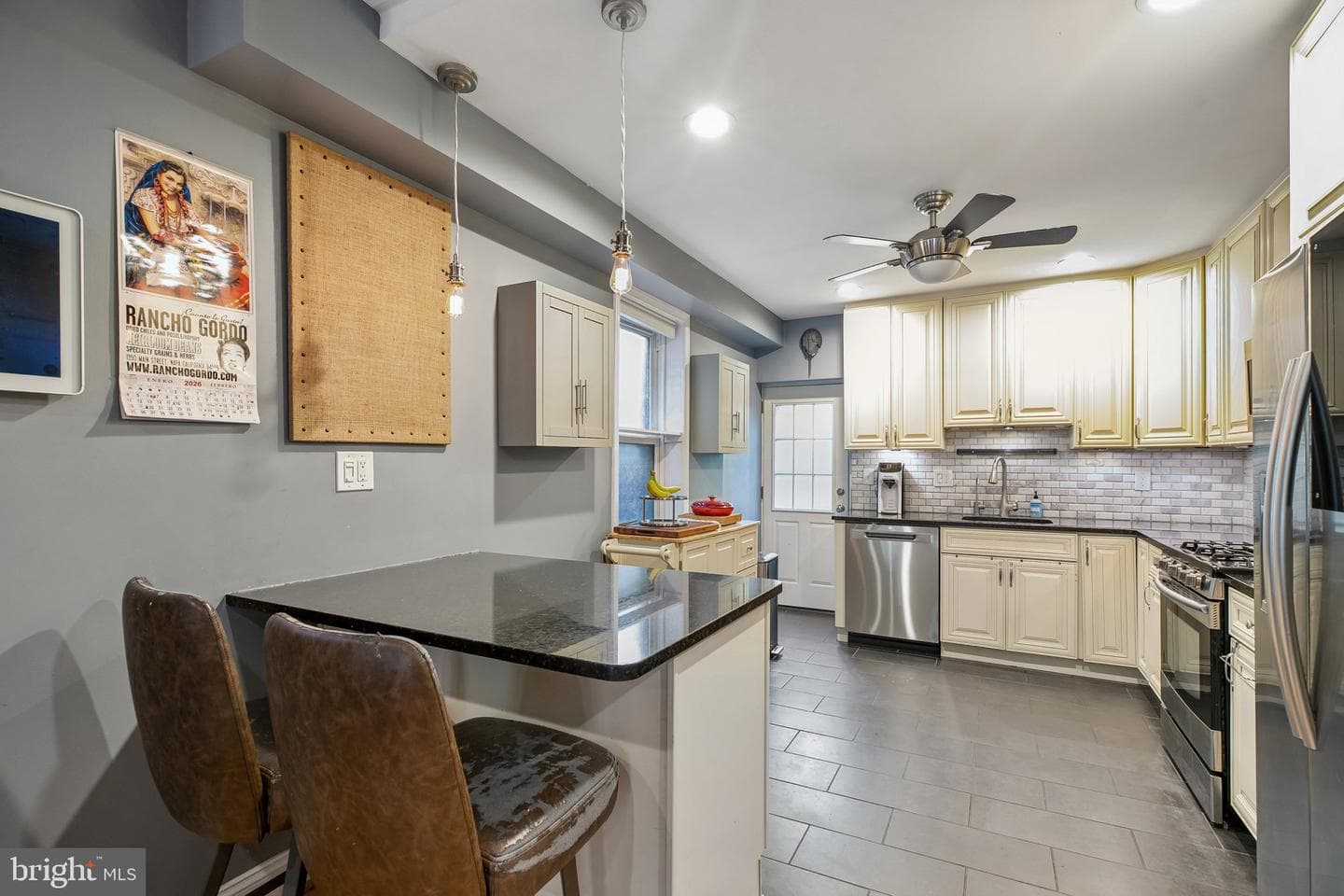 2021 Bainbridge Street photo 7