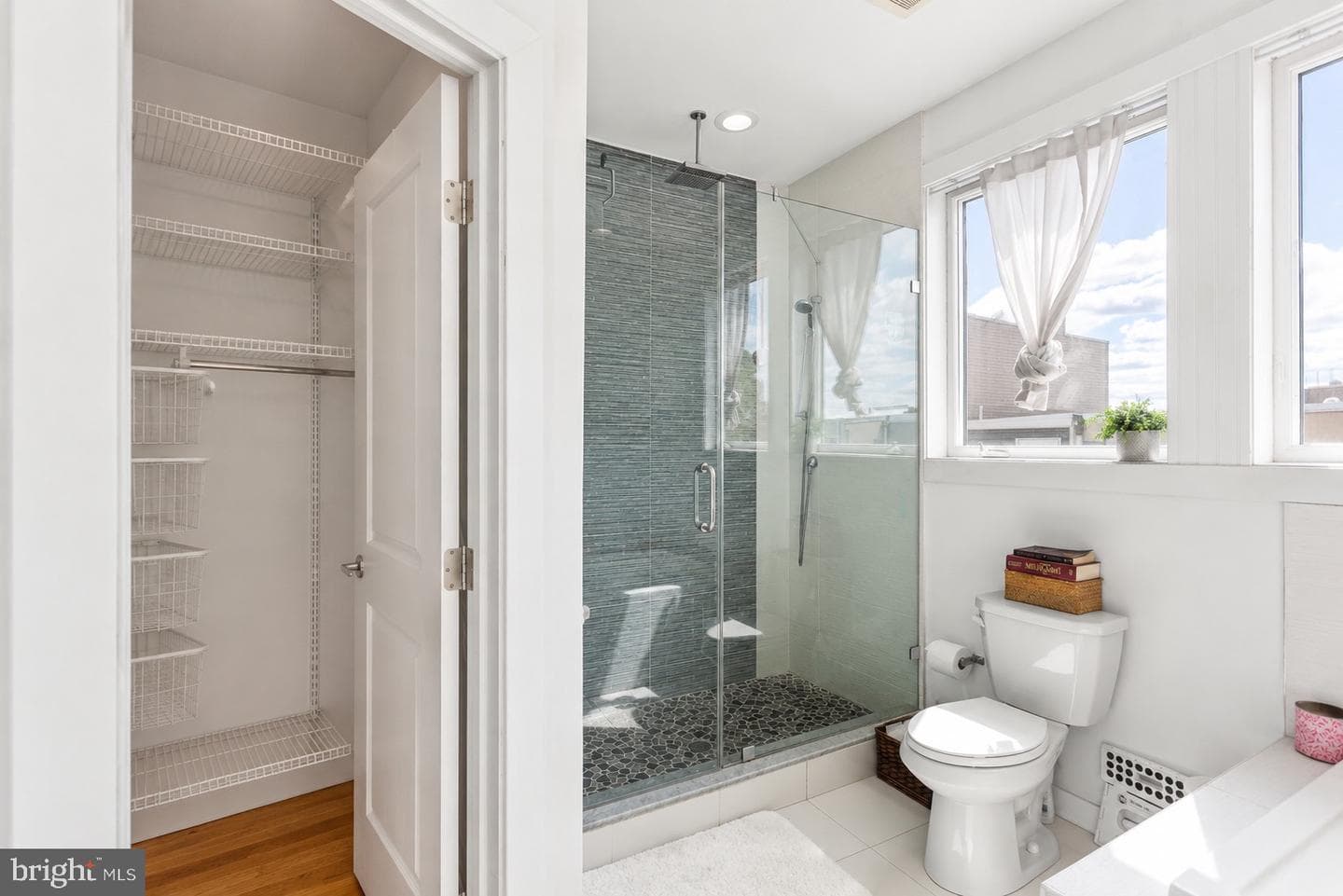 1322 S Chadwick Street photo 20