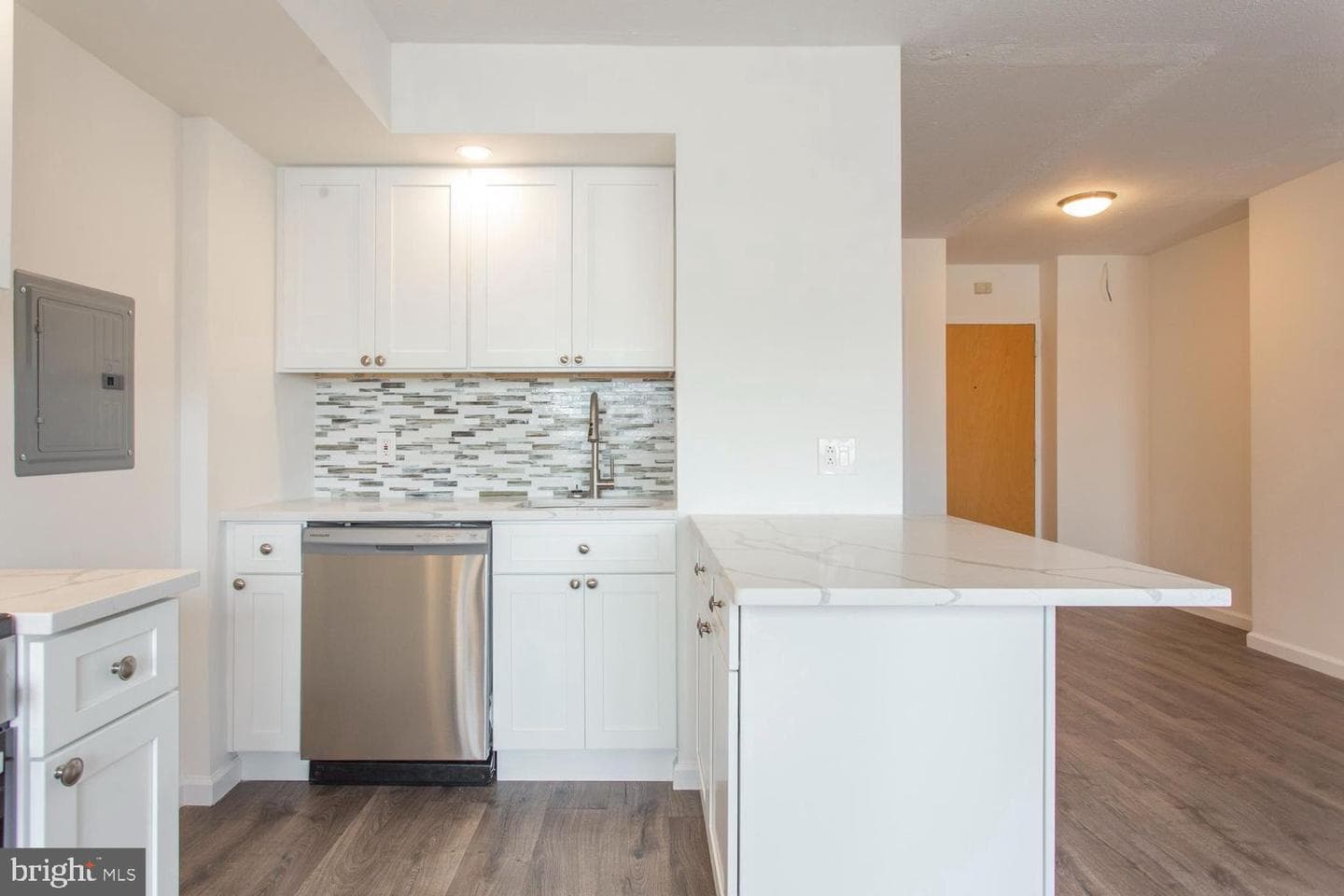 2101 Chestnut Street #1025 photo 5