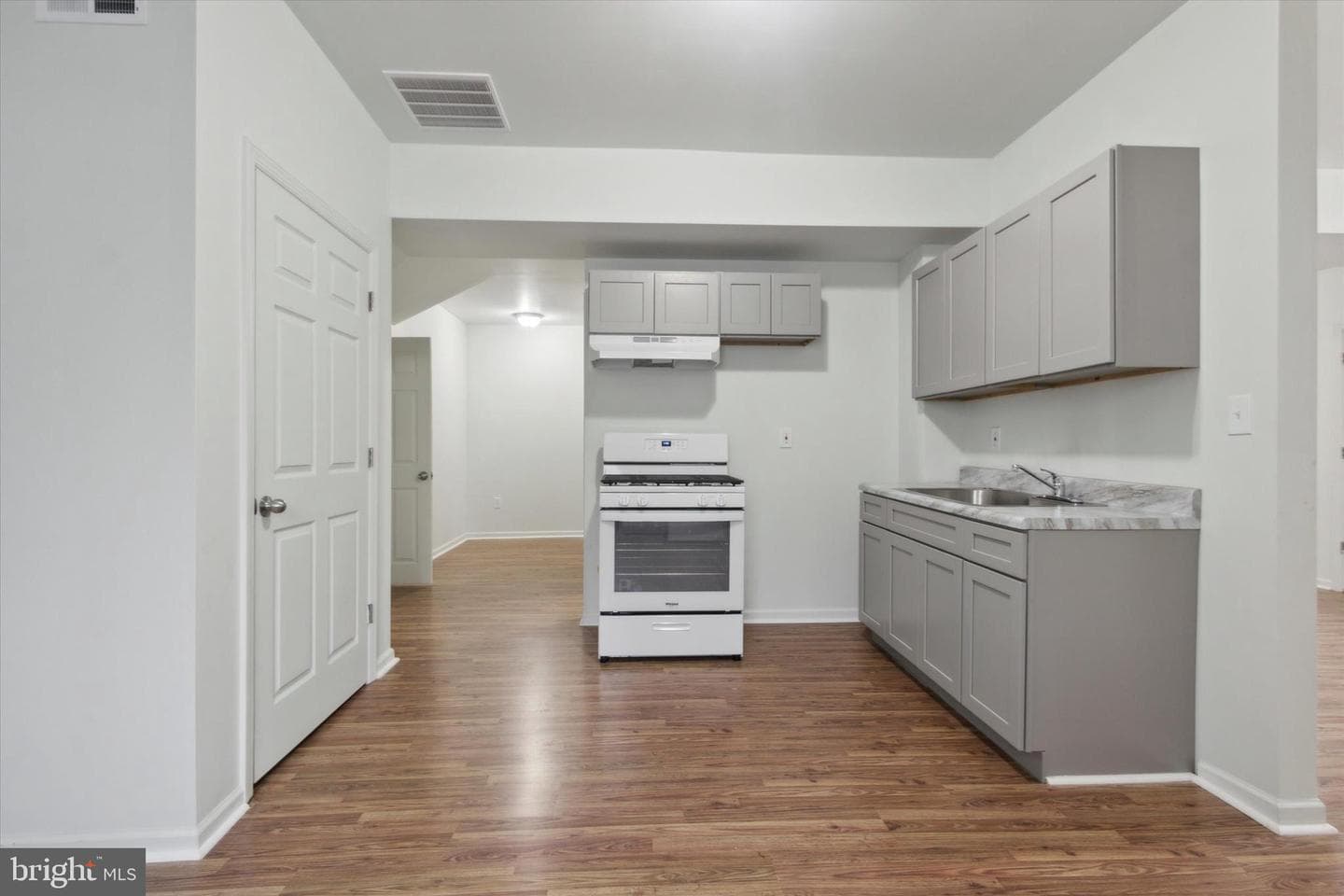1746 S Orianna Street photo 10
