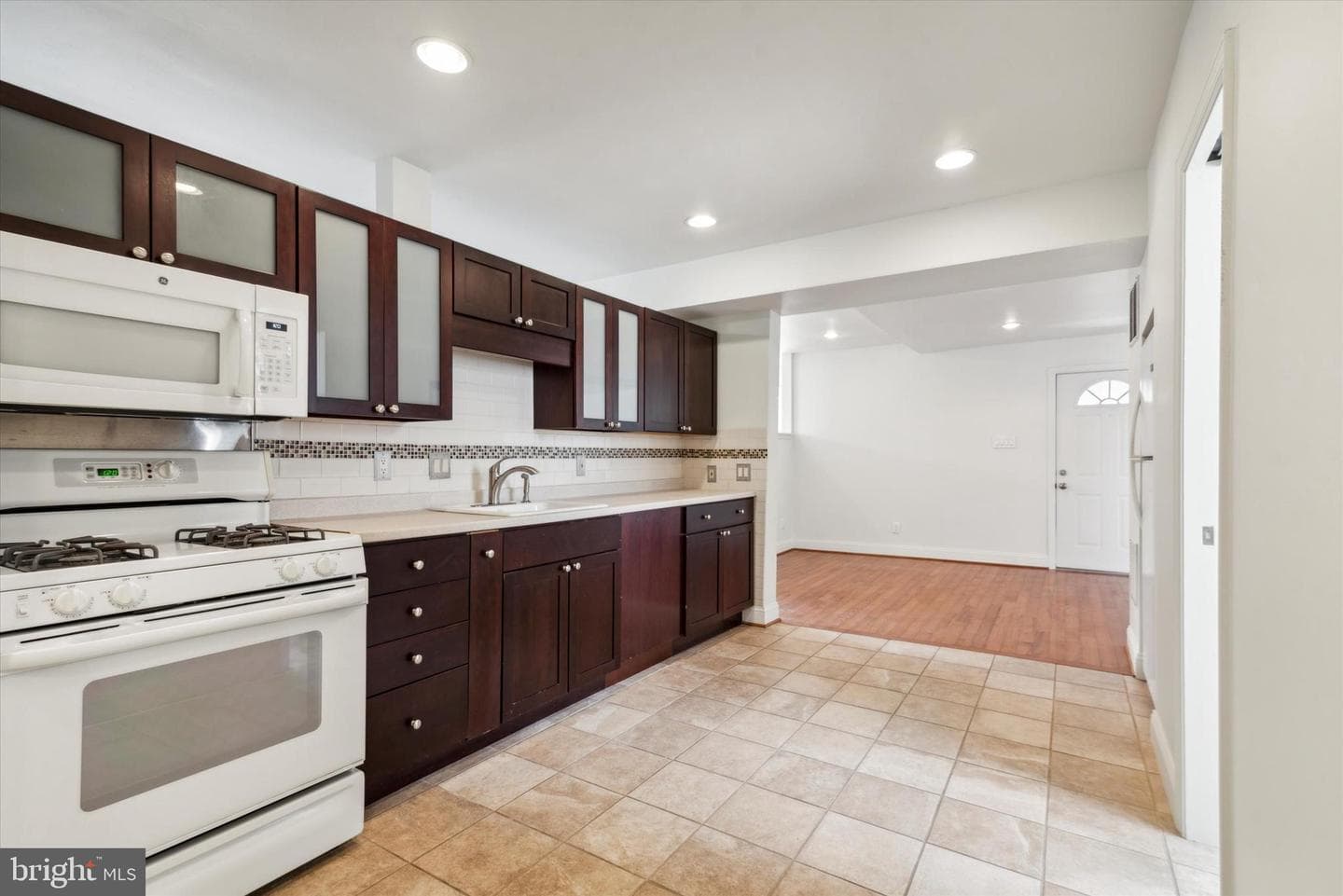 1746 S Orianna Street photo 37