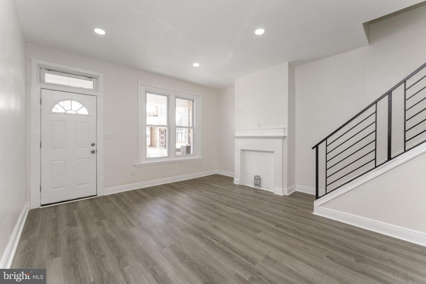 5426 Webster Street photo 6