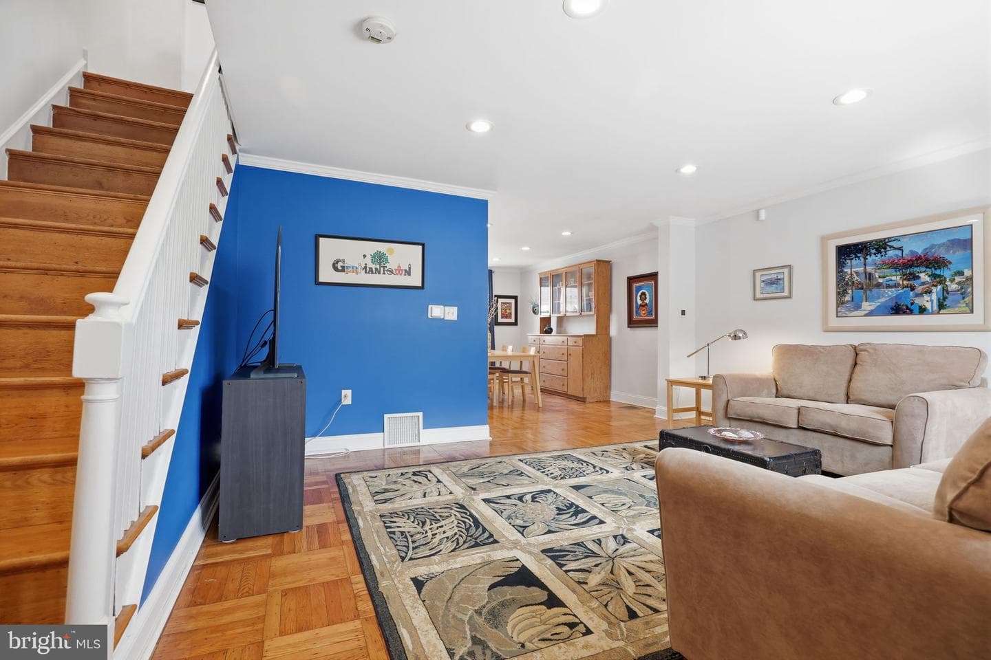 6125 Gardenia Street photo 3