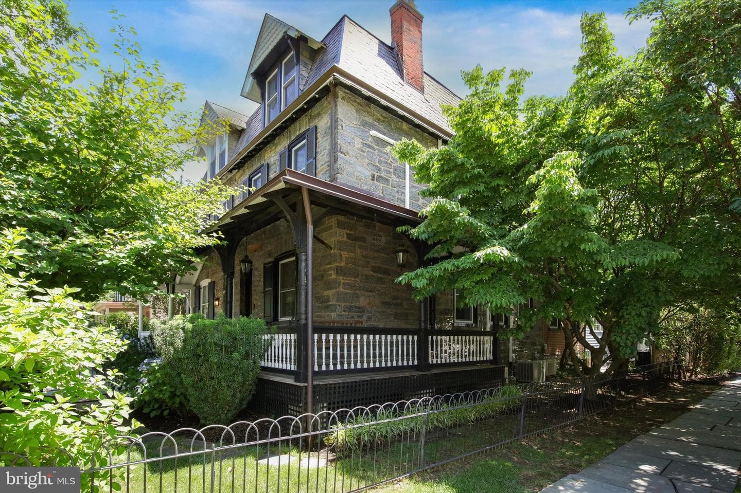 50 W Highland Avenue