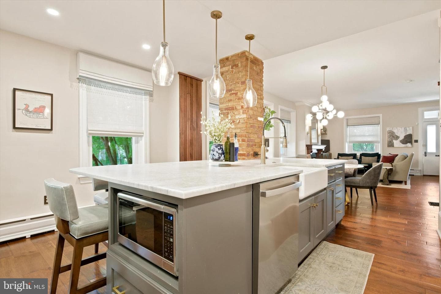 50 W Highland Avenue photo 12