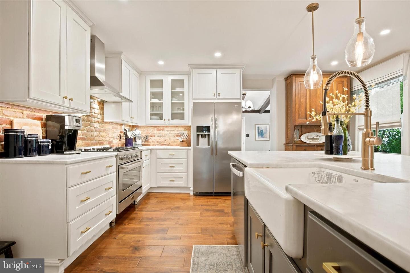50 W Highland Avenue photo 13