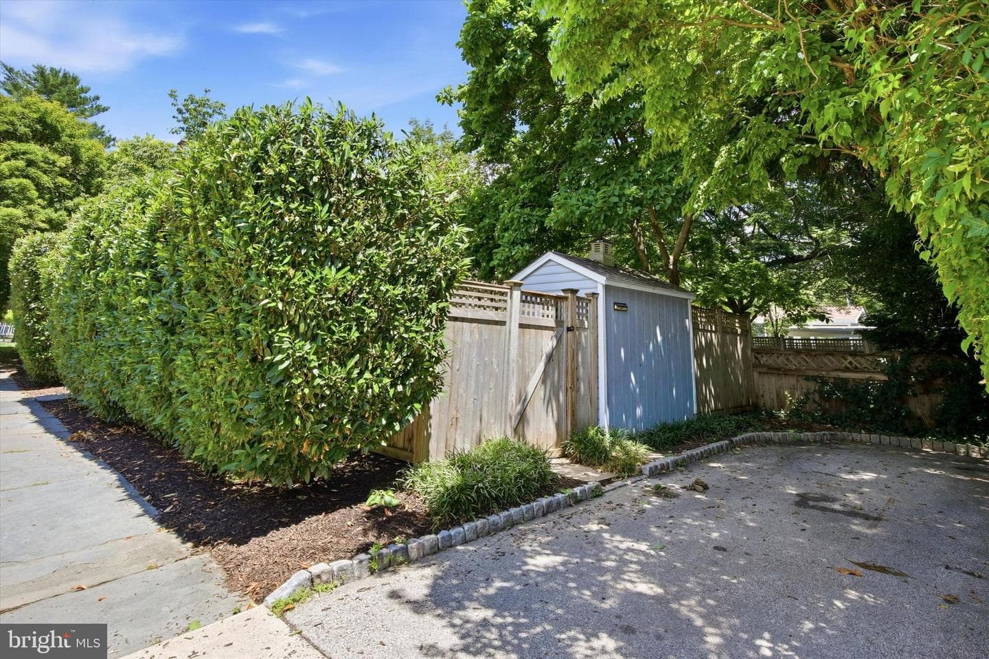 50 W Highland Avenue photo 34