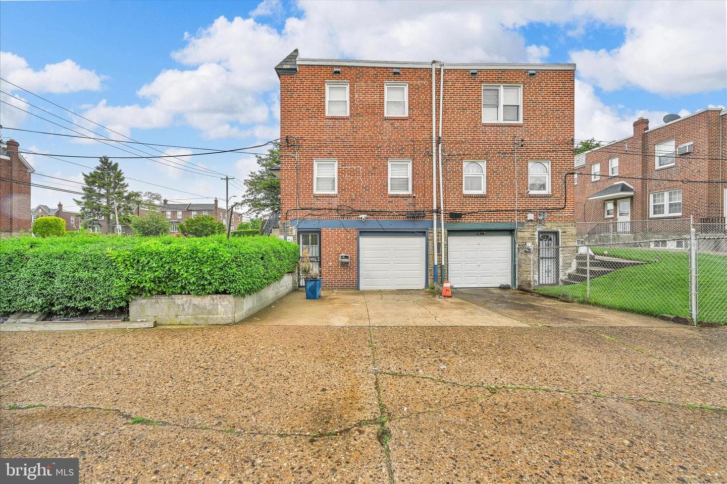 1235 E Barringer Street photo 31