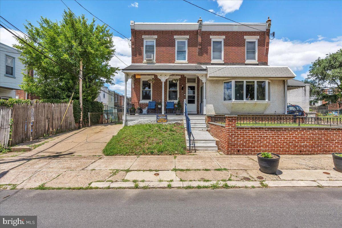 6708 Glenloch Street, Philadelphia
