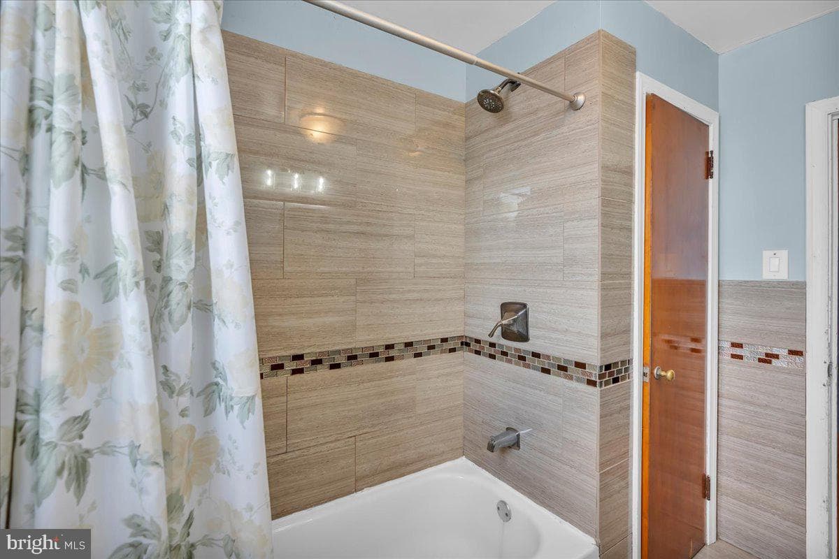 6708 Glenloch Street photo 14