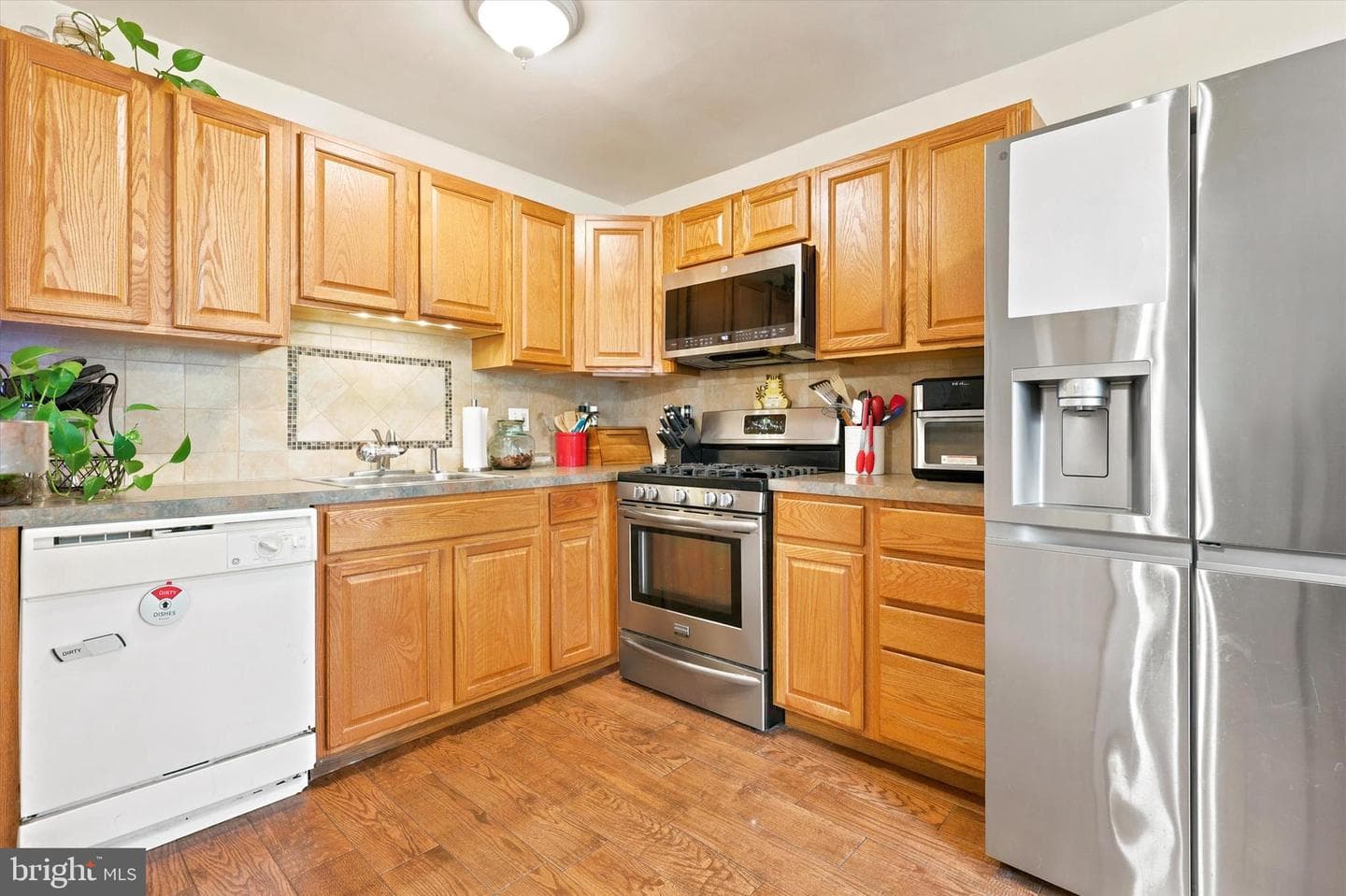 12460 Sweet Briar Place photo 8