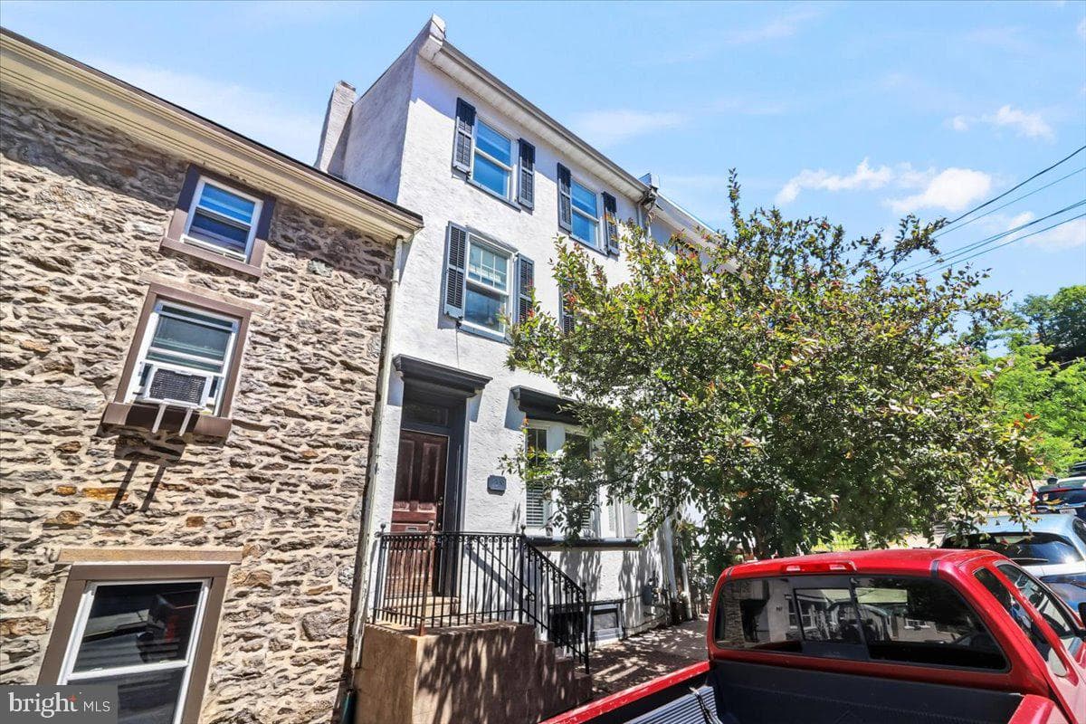 138 Rector Street, Philadelphia