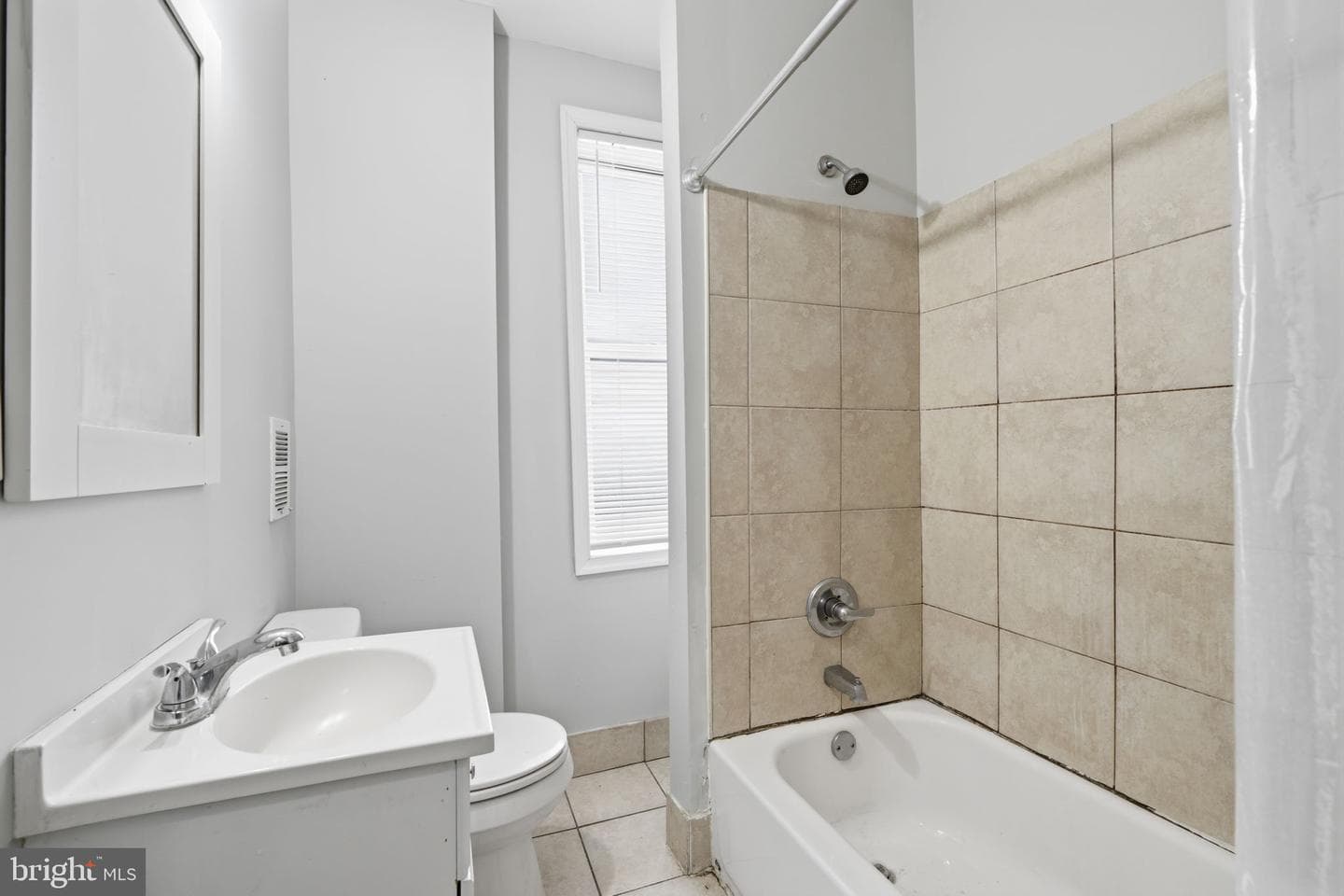 2343 Watkins Street photo 12