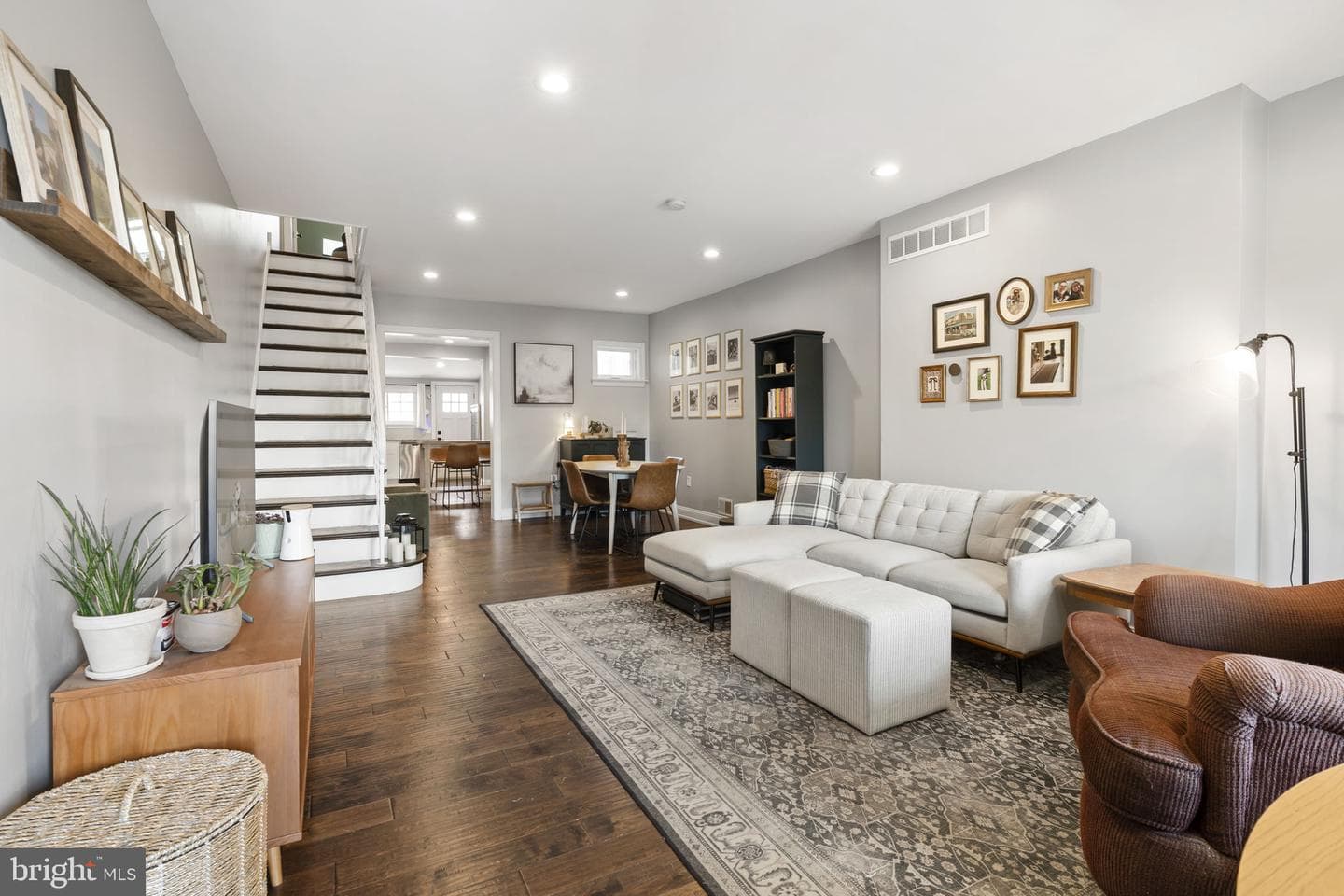3465 Cresson Street, Philadelphia