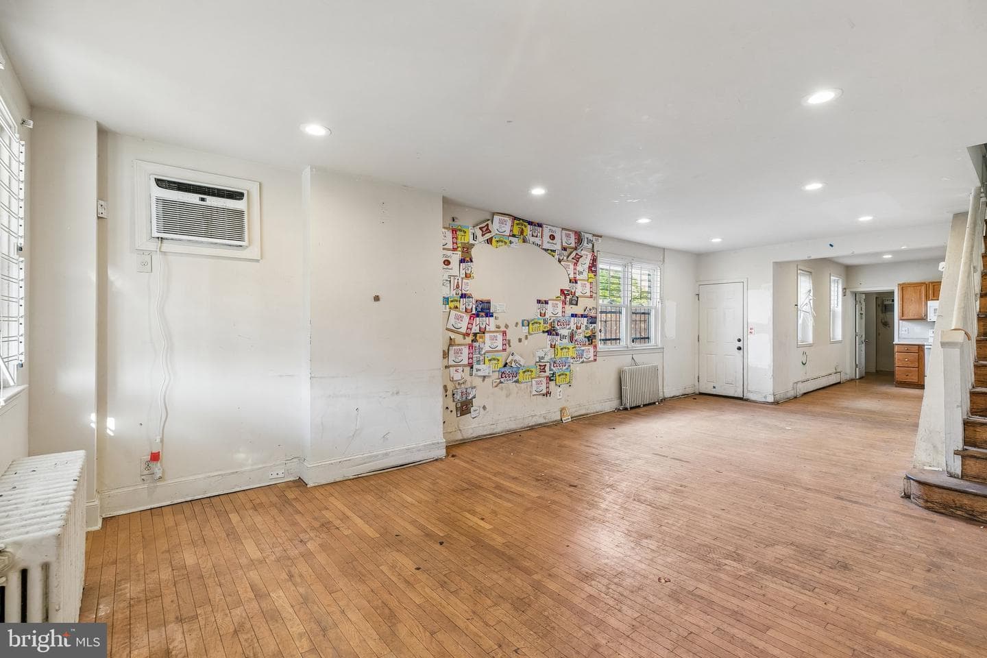 2110 W Chew Avenue photo 3