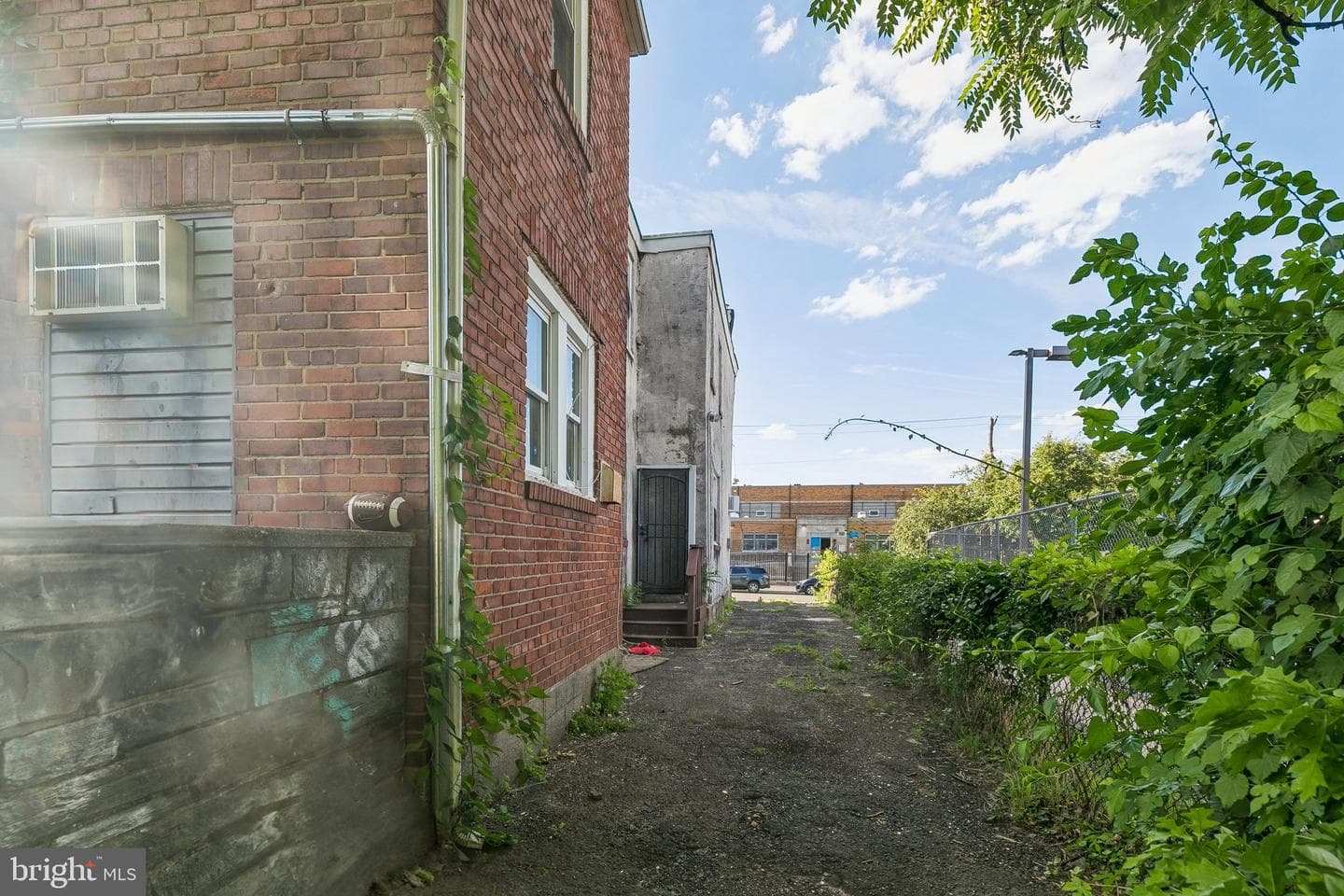 2110 W Chew Avenue photo 33