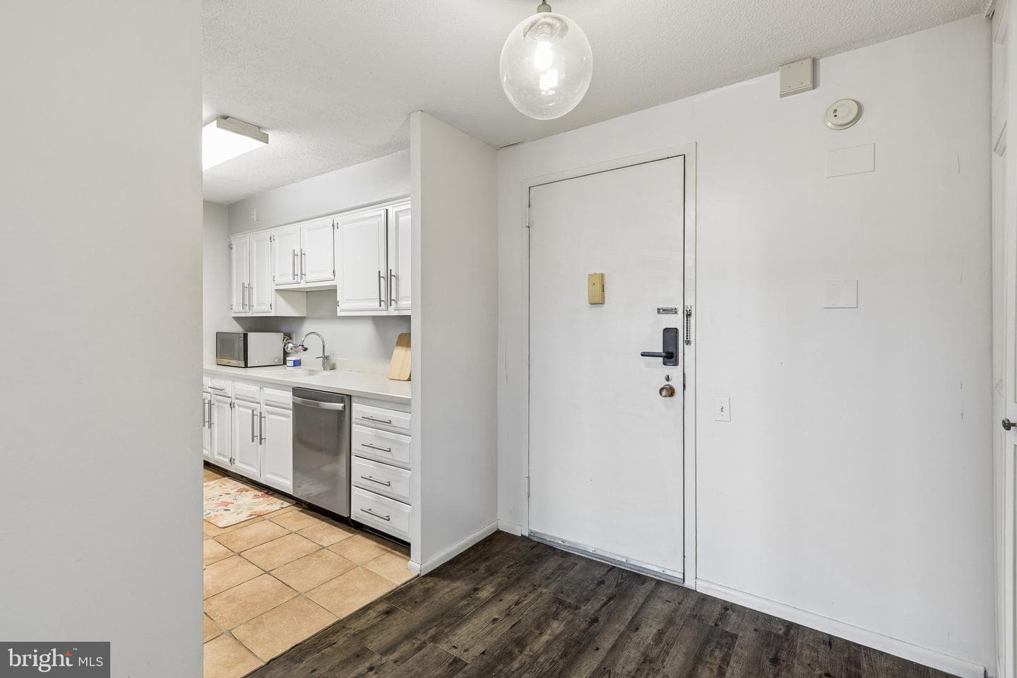 1420 Locust Street #8g photo 15