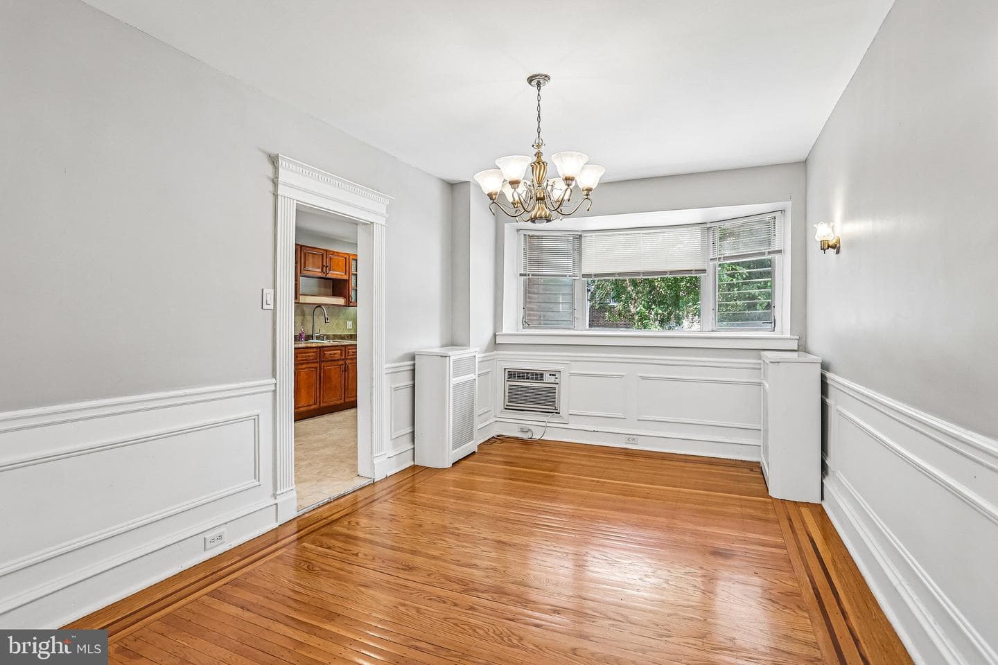 439 E Phil Ellena Street photo 10