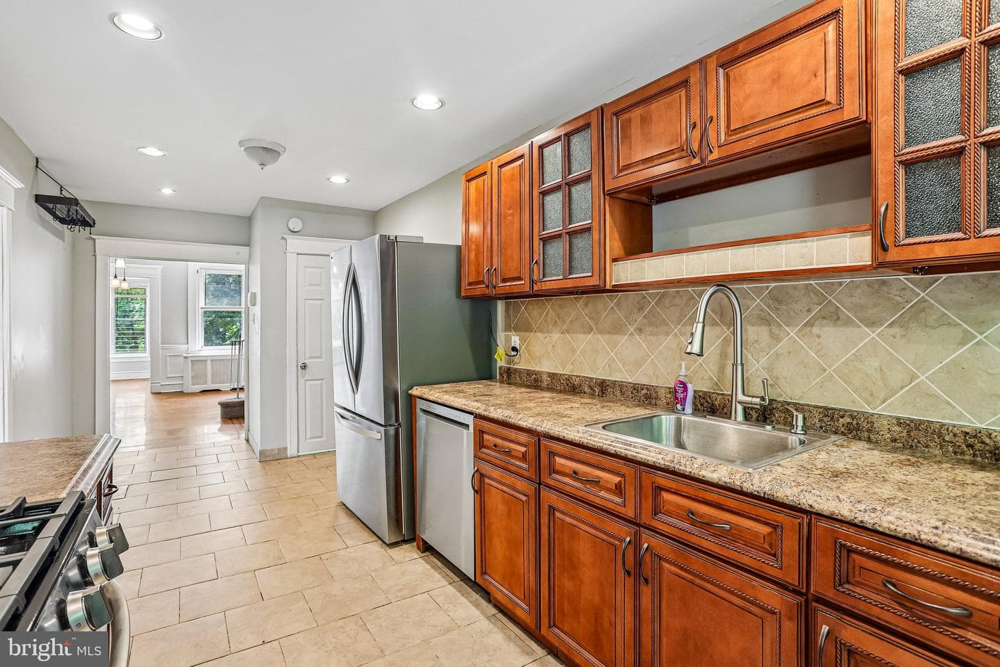 439 E Phil Ellena Street photo 14