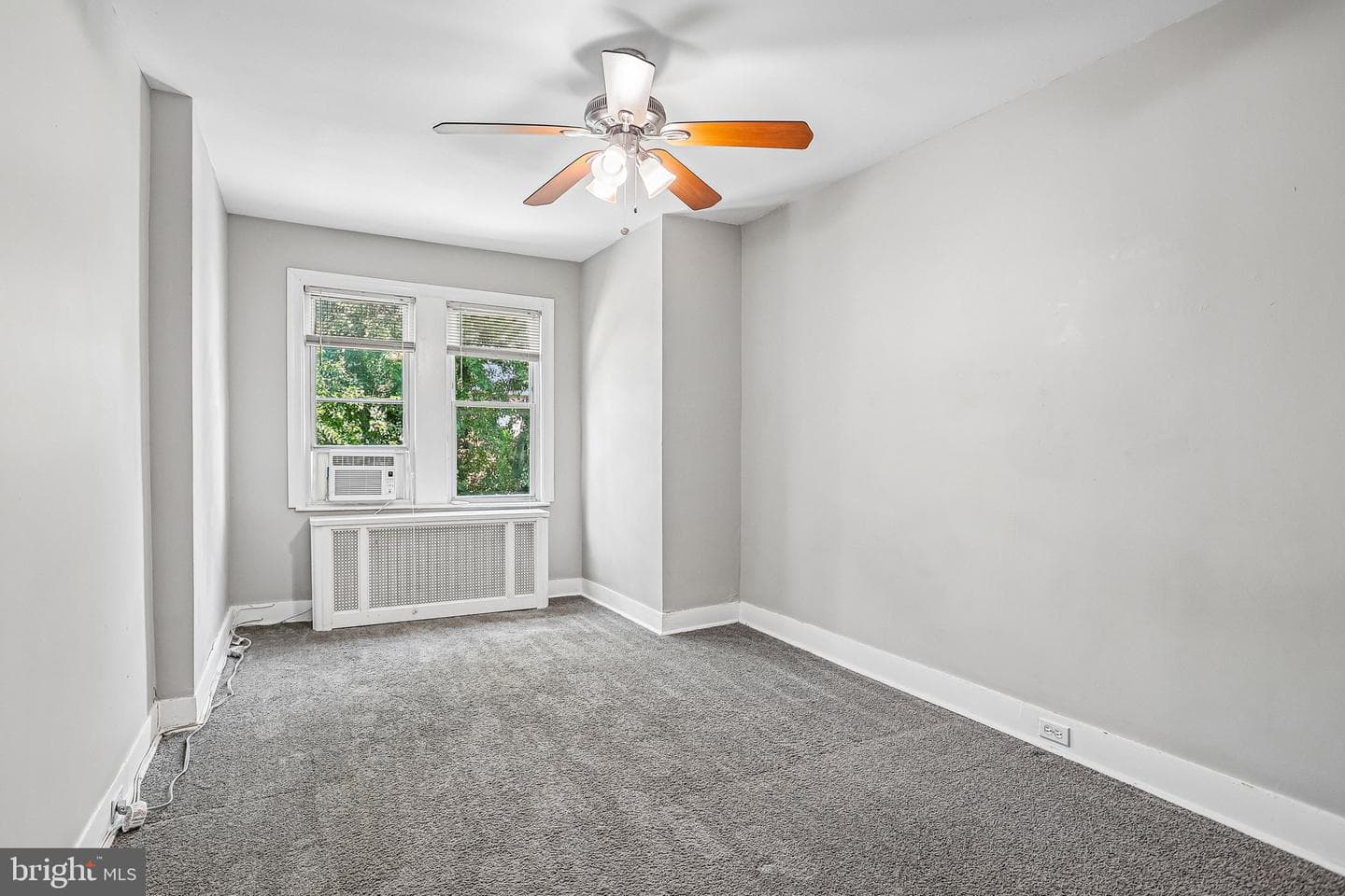 439 E Phil Ellena Street photo 20