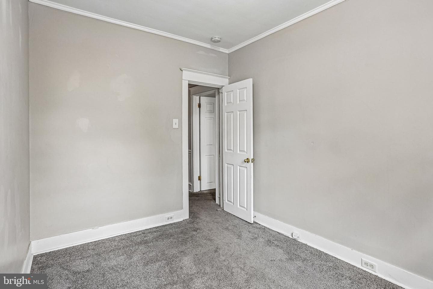 439 E Phil Ellena Street photo 23