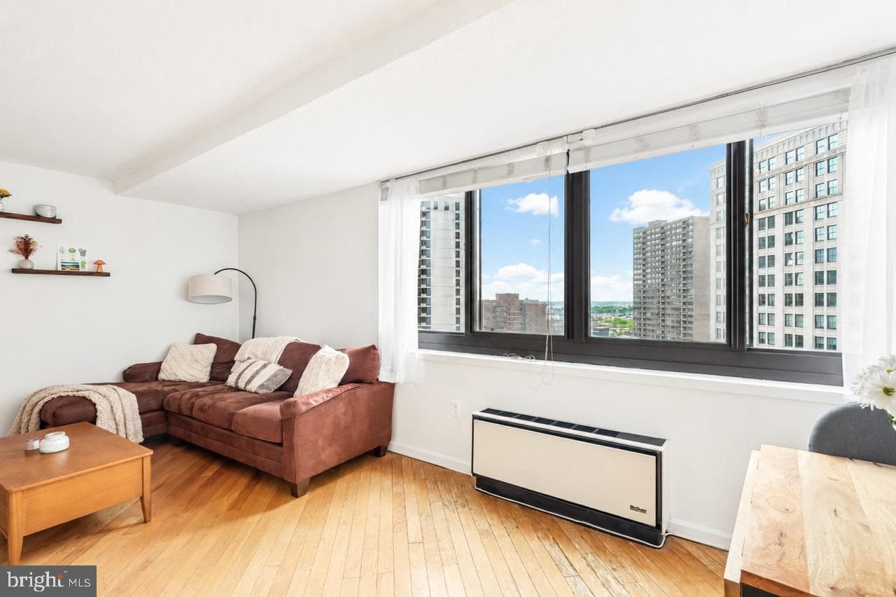 1420 Locust Street #17b, Philadelphia