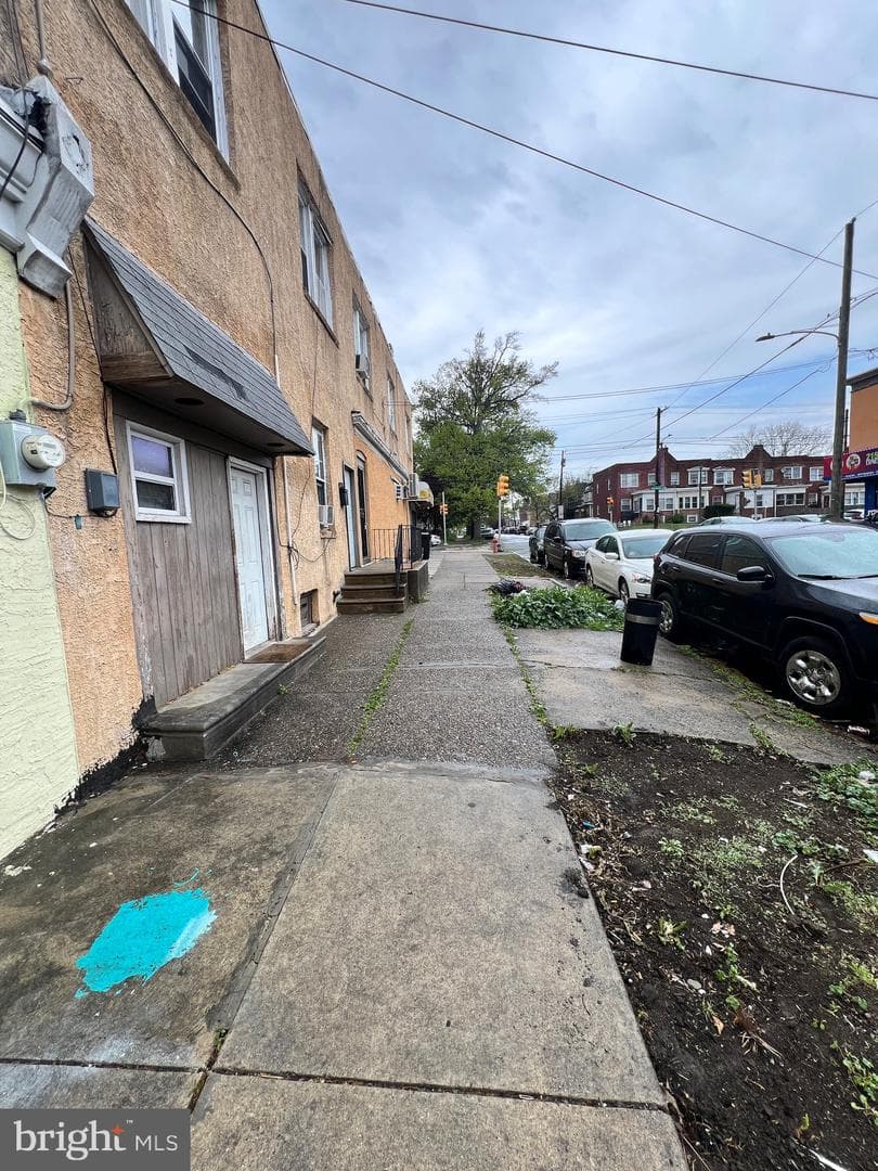2506 S 72nd Street photo 3