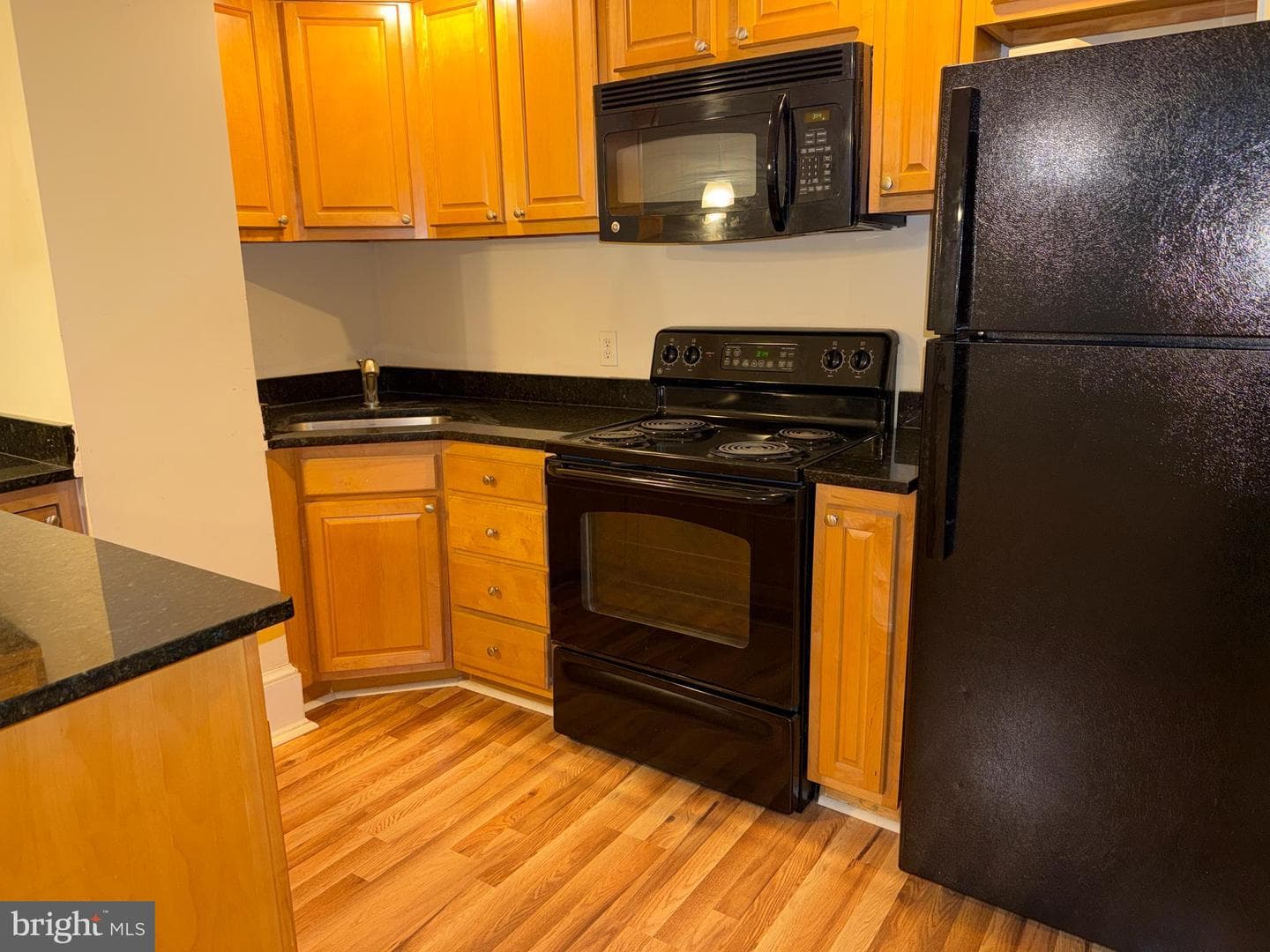 1324 Locust Street #206 photo 6