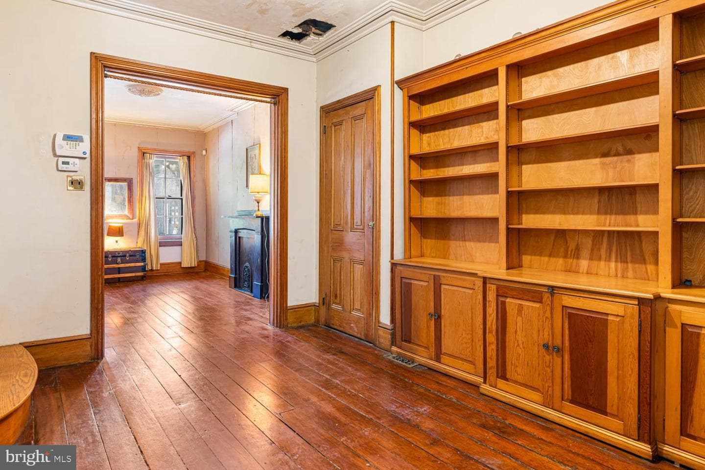 56 W Penn Street photo 12