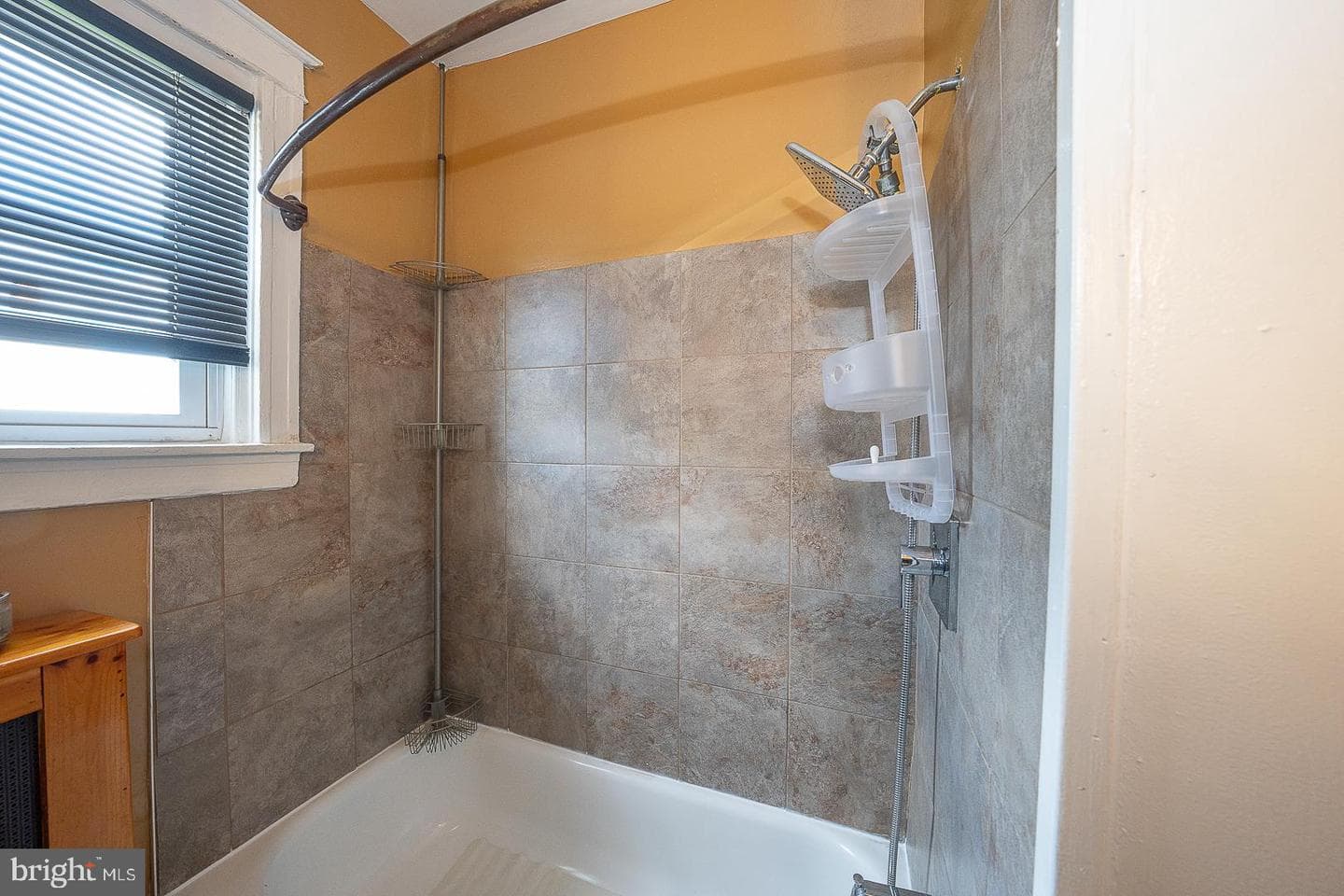 5652 Mcmahon Street photo 23