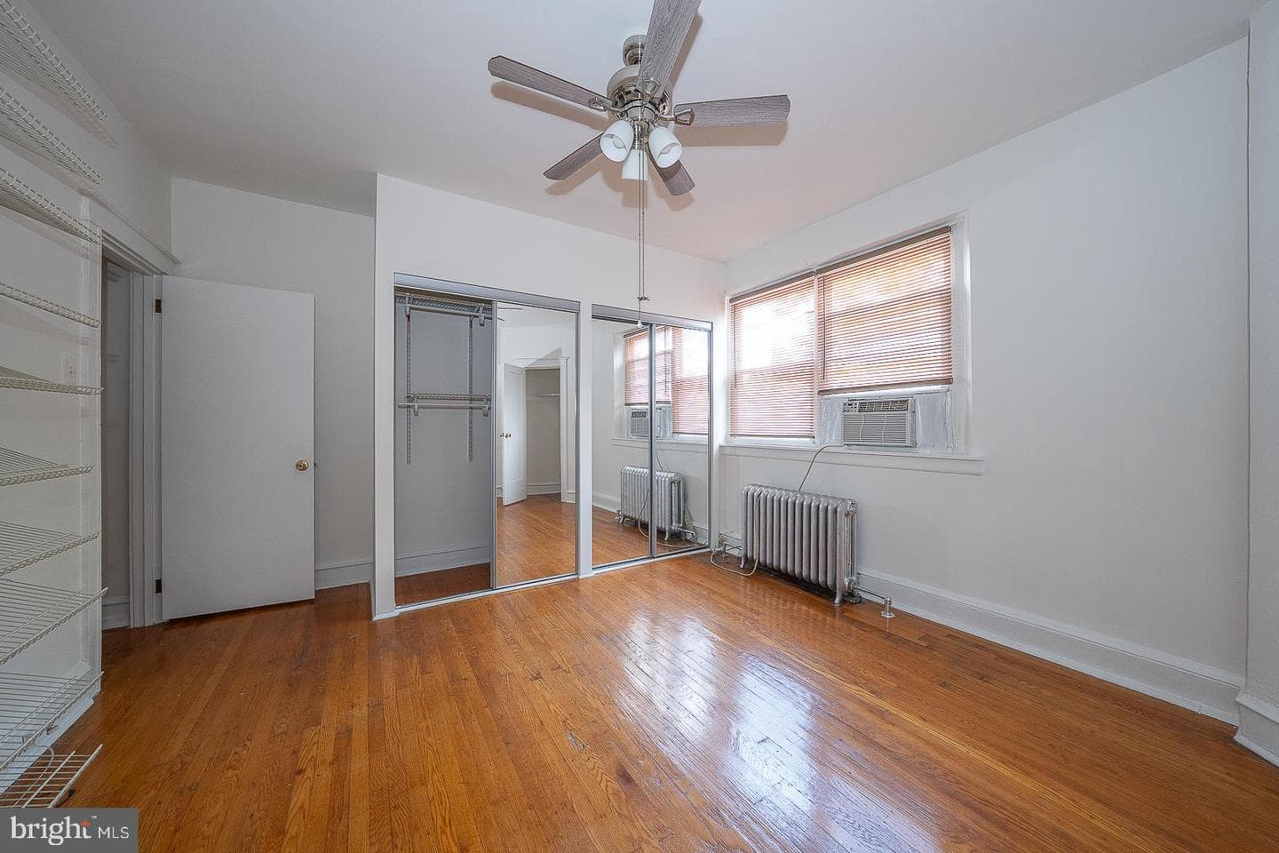 5652 Mcmahon Street photo 28