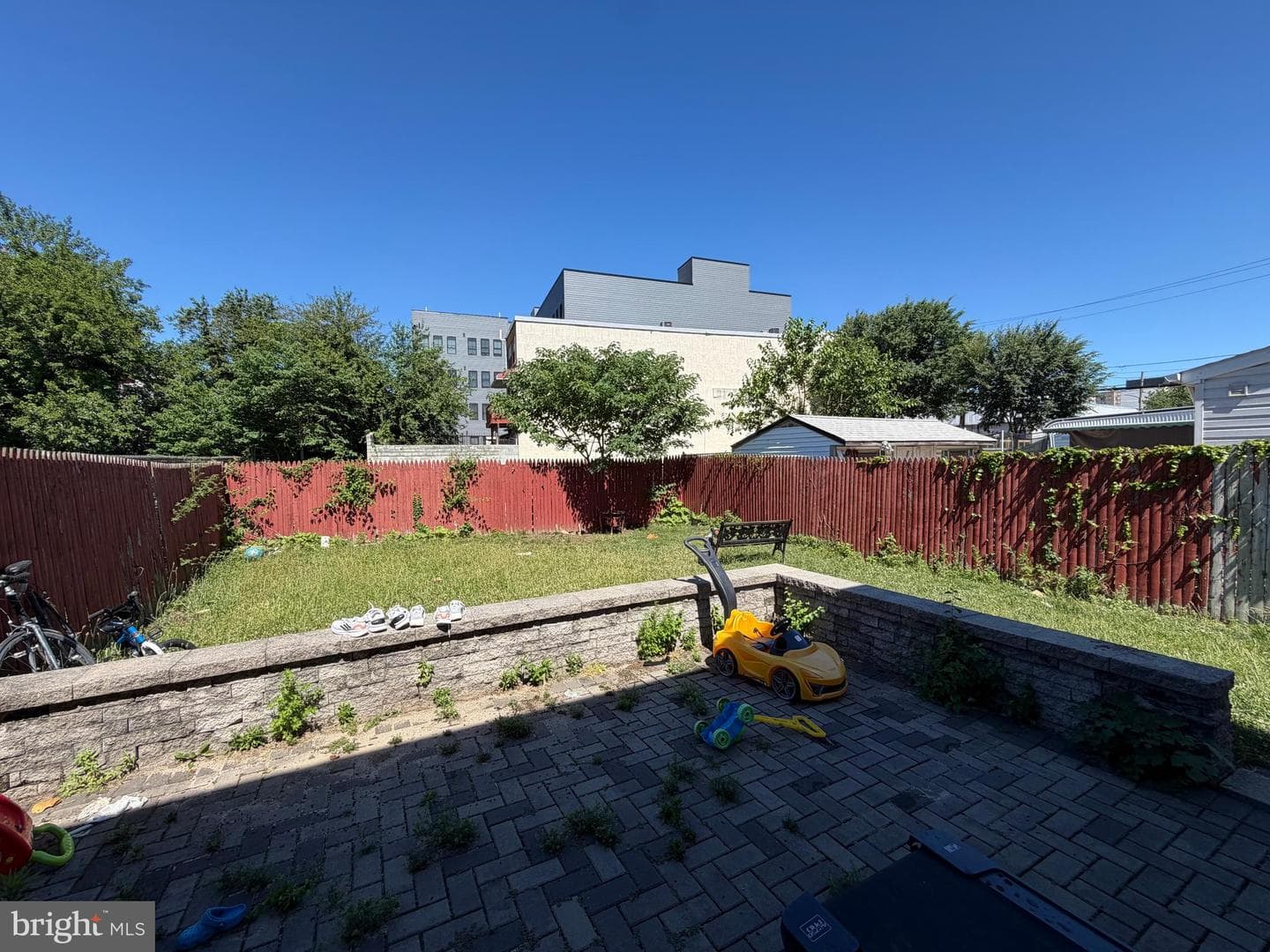 810 N Park Avenue photo 16