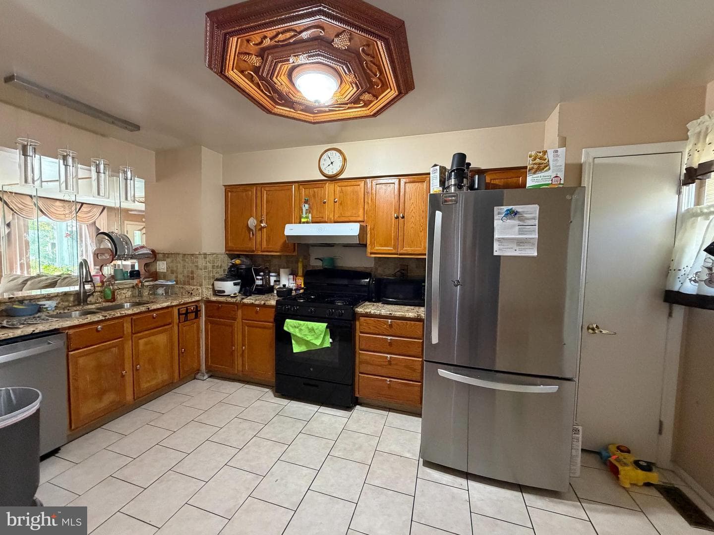 810 N Park Avenue photo 6