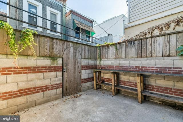 2222 Watkins Street photo 29