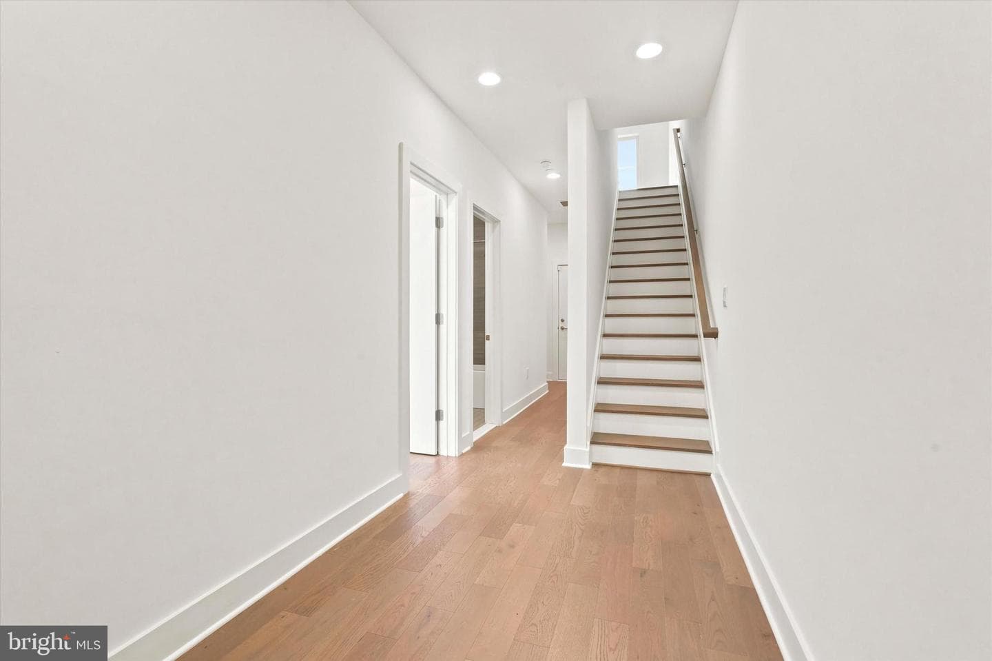 1420 S Howard Street photo 18