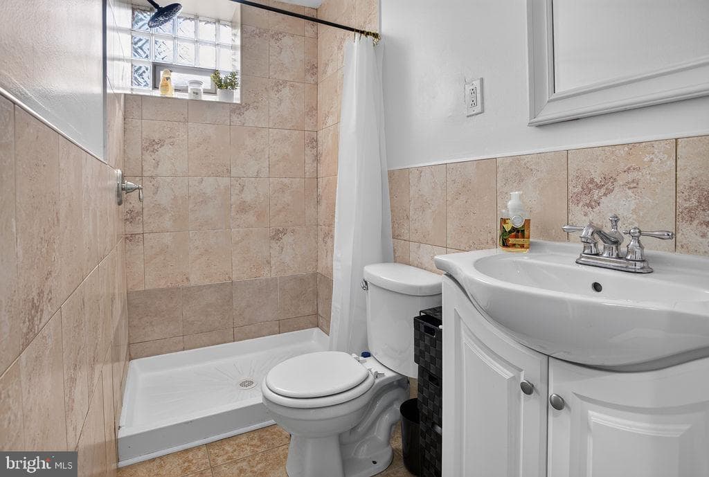 6732 Ogontz Avenue photo 23
