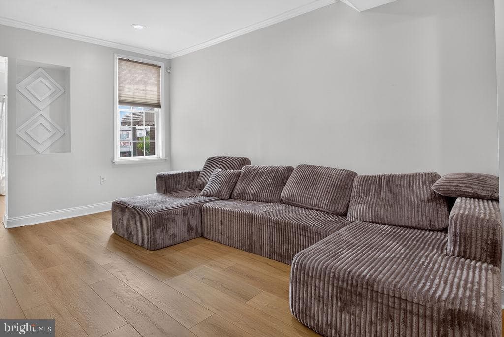 6732 Ogontz Avenue photo 9