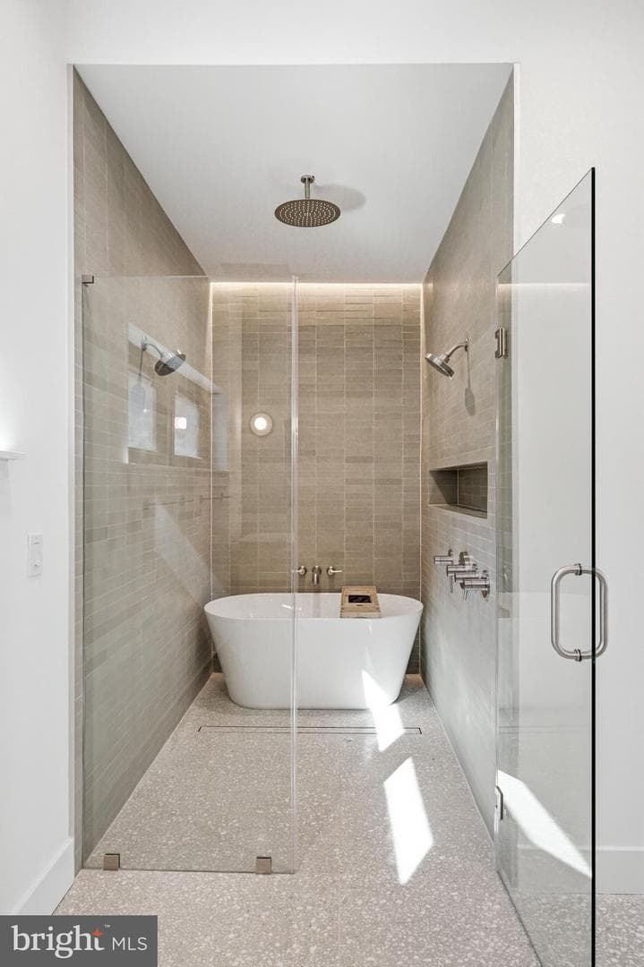 209 E Wildey Street photo 11
