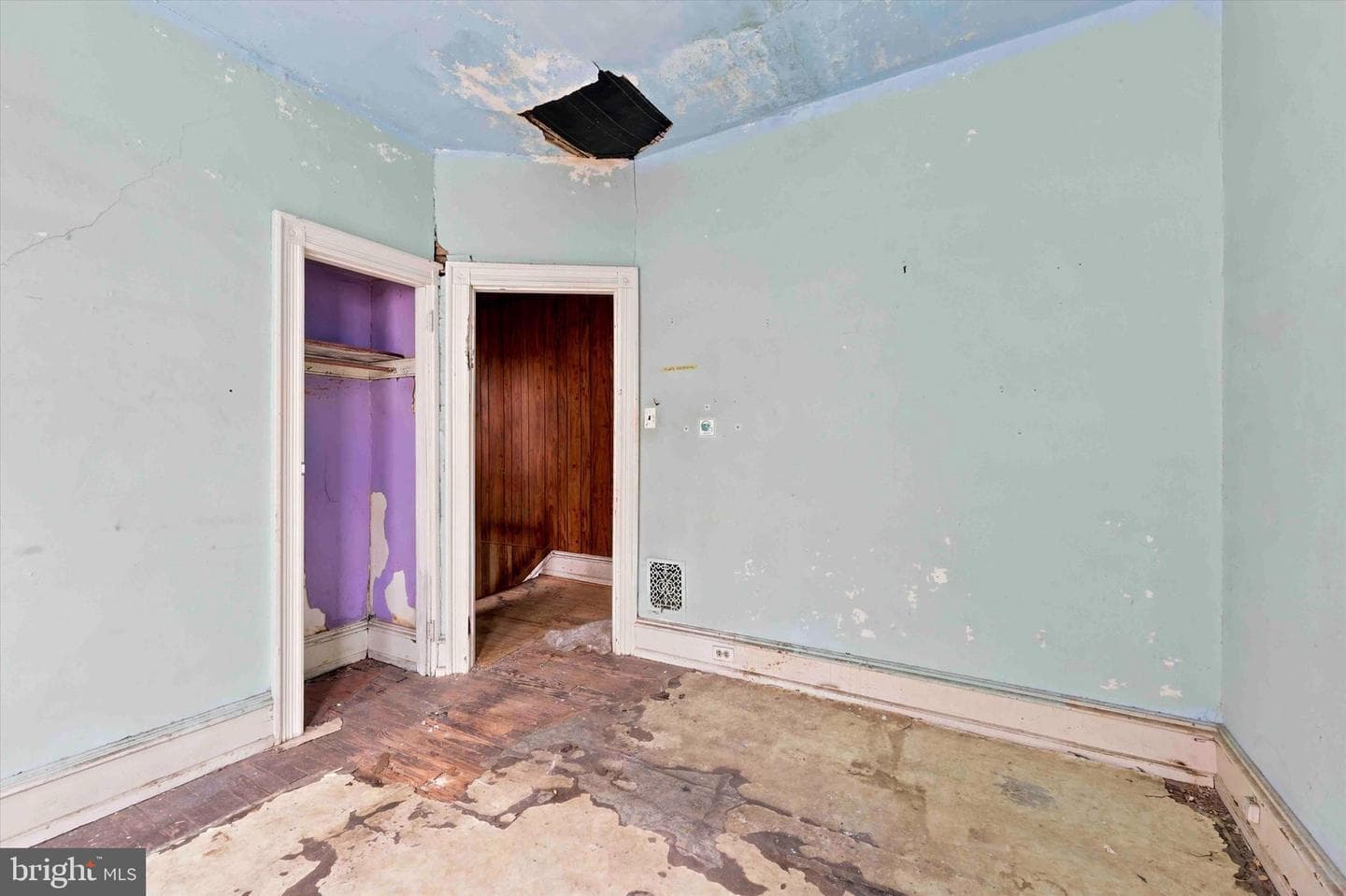 221 N 54th Street photo 11