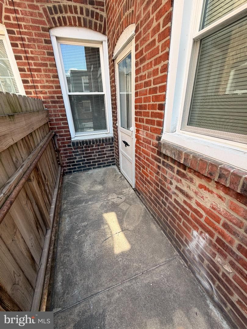 4718 Sheffield Avenue photo 12