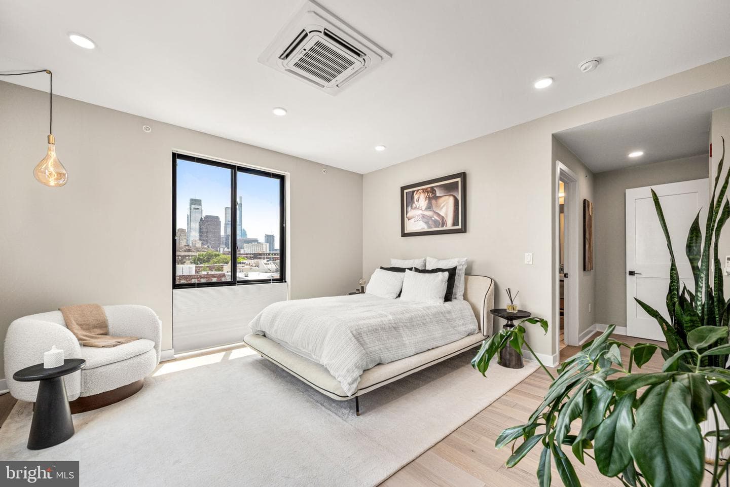 716 N 15th Street #501 photo 16