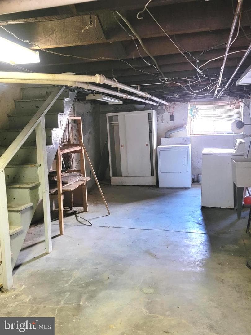 2061 Independence Street photo 20