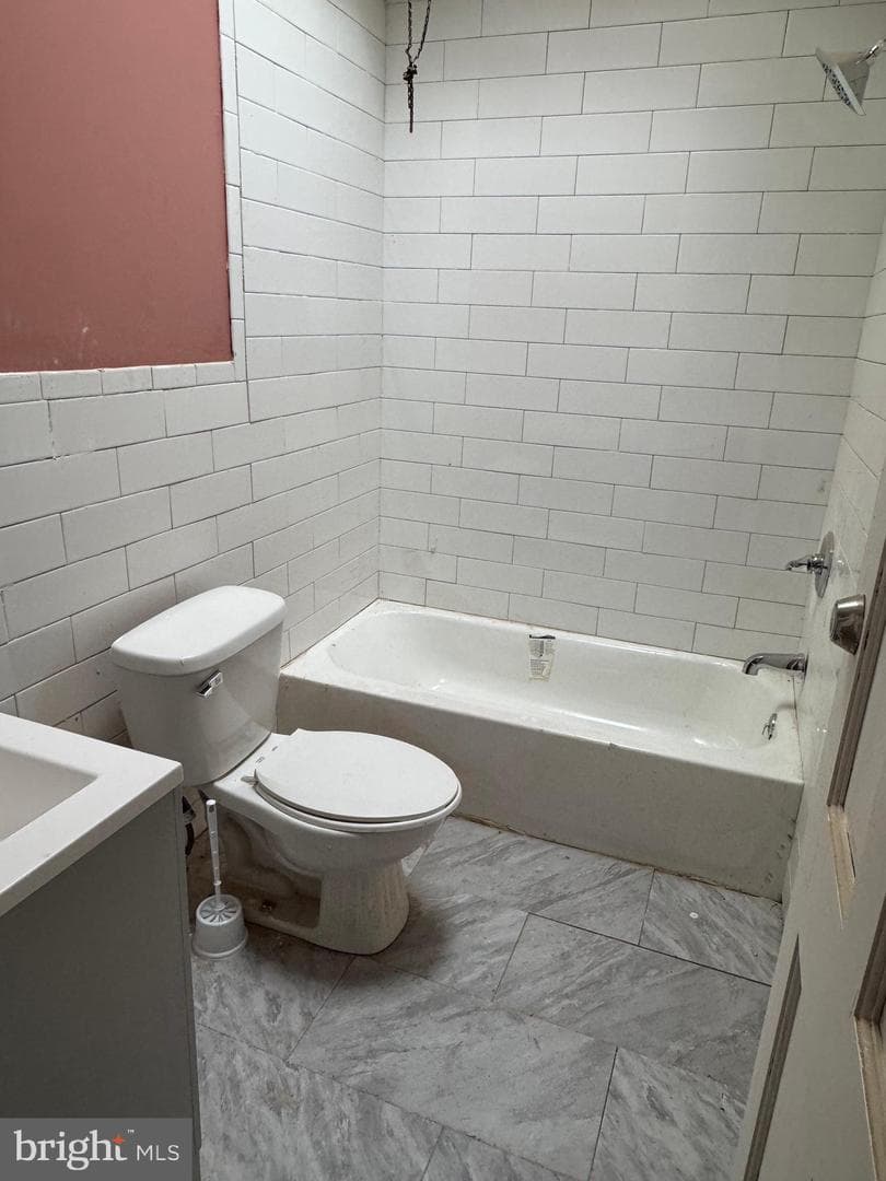 2512 S 61st Street photo 6