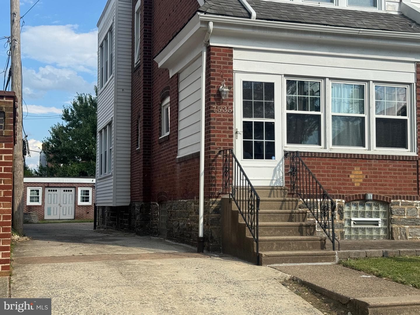 7535 Tabor Avenue, Philadelphia