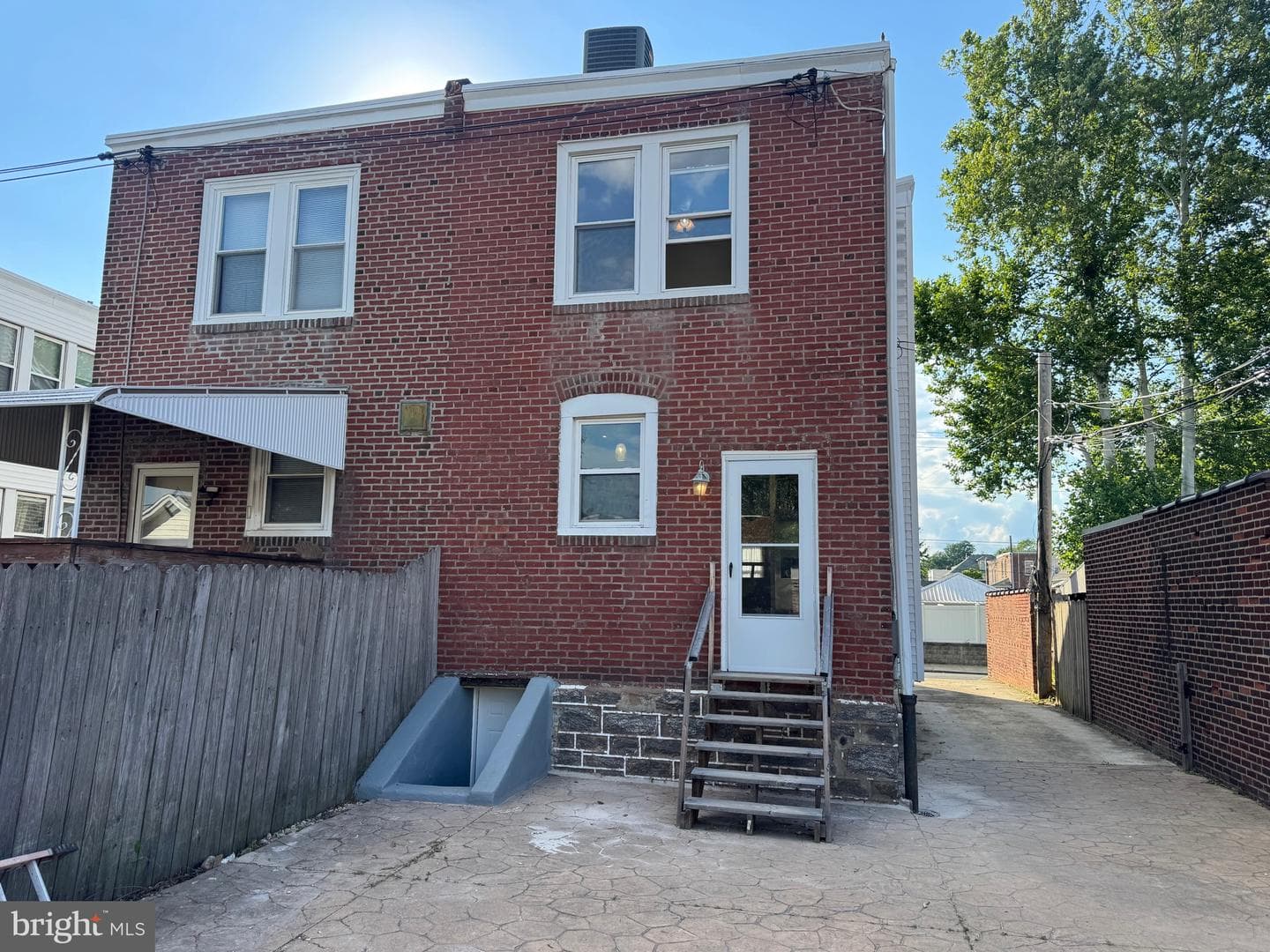 7535 Tabor Avenue photo 20